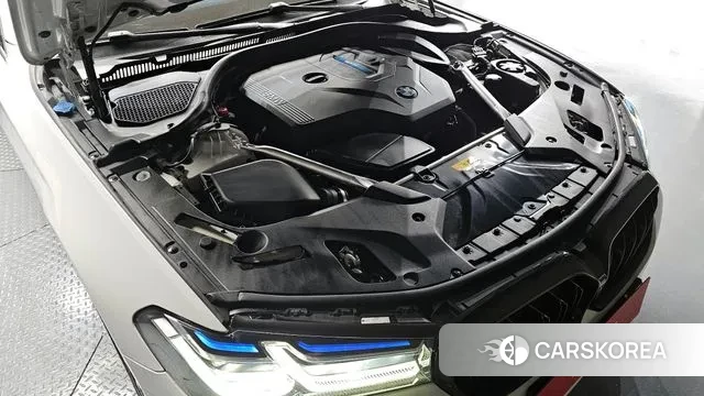 BMW 5 Series (G30) id 3708131 из Кореи 16