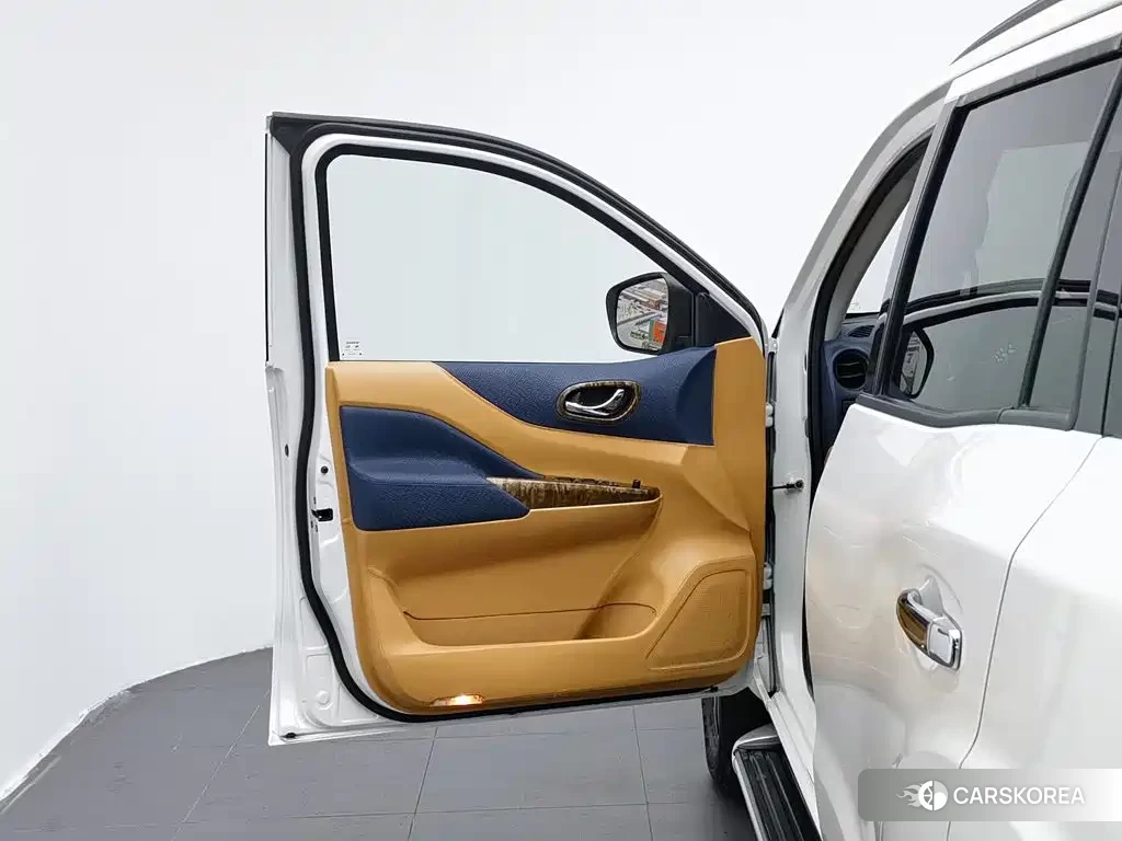 Nissan Terra id 4583728 из Китая 20