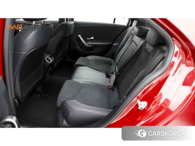 Mercedes-Benz Class A 2023 Красный из Китая, фото 6