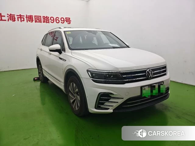 Volkswagen Tiguan L PHEV id 4210888 из Китая 11