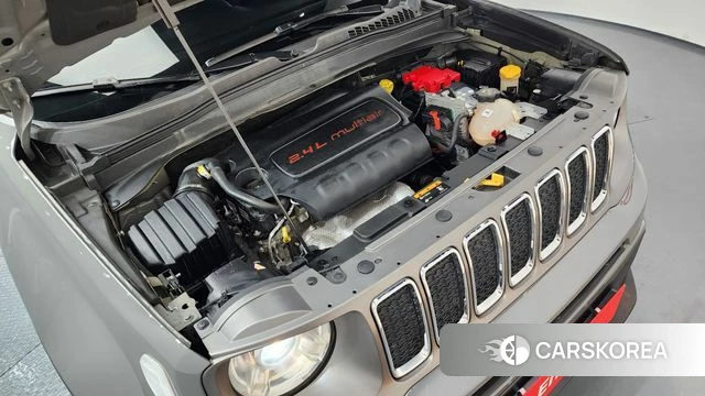 Jeep Renegade id 3873321 из Кореи 16