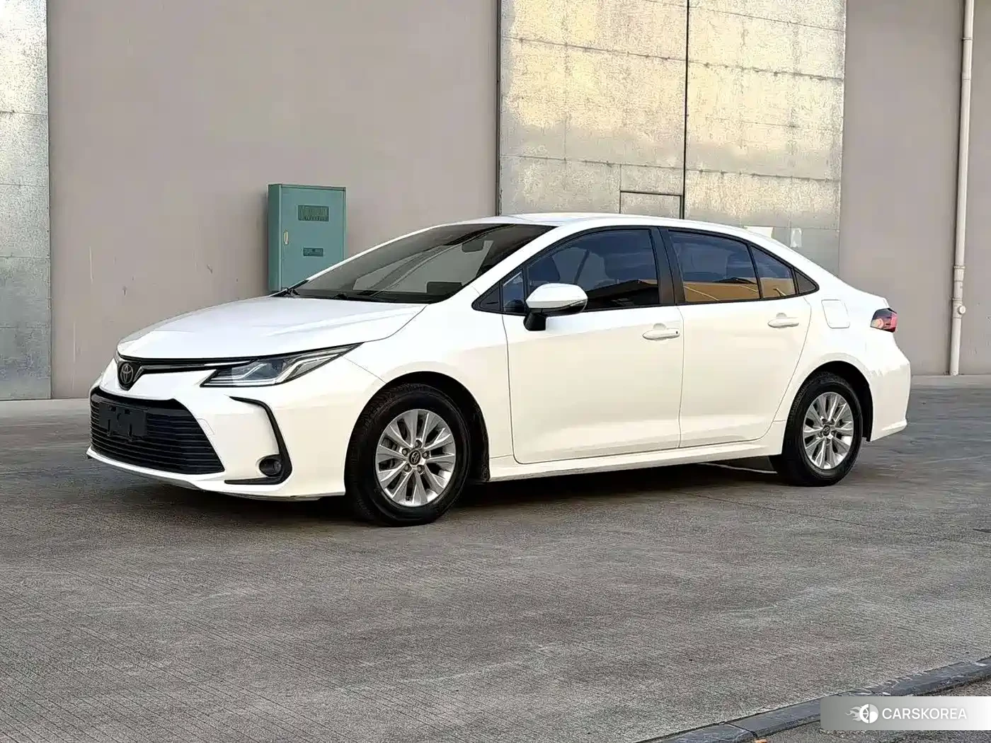 Toyota Corolla id 4653962 из Китая 9
