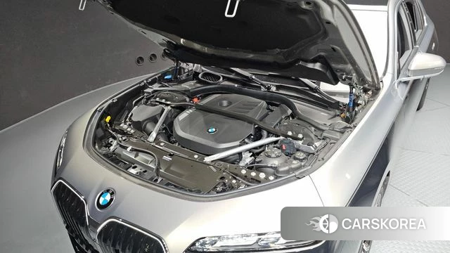 BMW 7 Series (G70) id 4456025 из Кореи 27