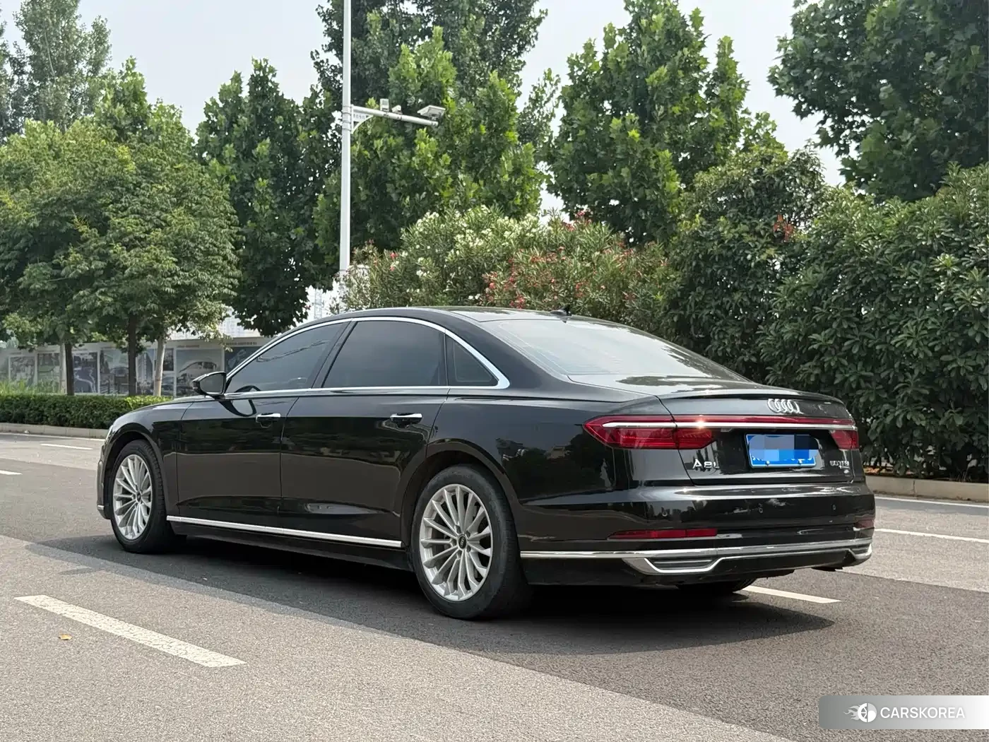 Audi A8 2021 Черный из Китая, фото 6