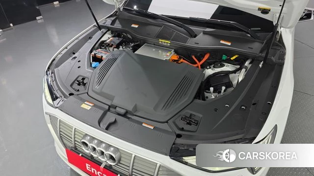 Audi e-Tron id 4555744 из Кореи 16