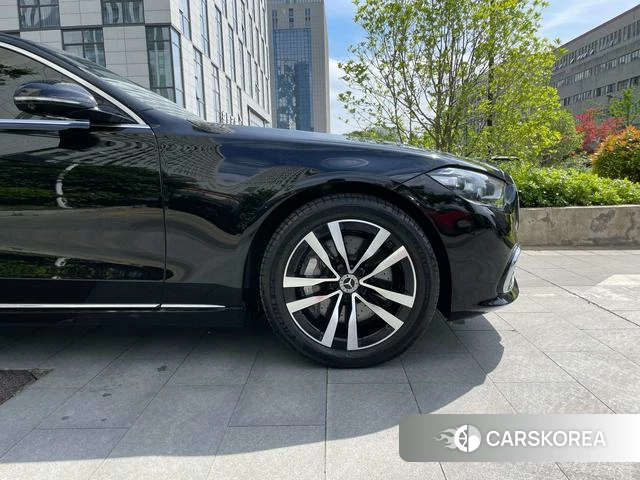 Mercedes-Benz S-class id 4367087 из Китая 19