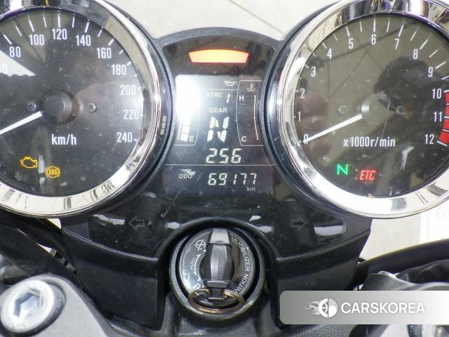 Kawasaki Z900RS id 3949297 из Японии 22