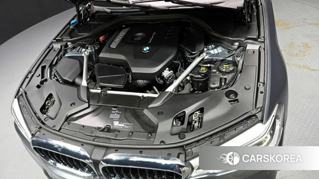 BMW 5 Series (G30) id 4196792 из Кореи 26