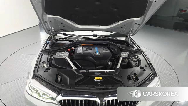 BMW 5 Series (G30) id 4746381 из Кореи 16