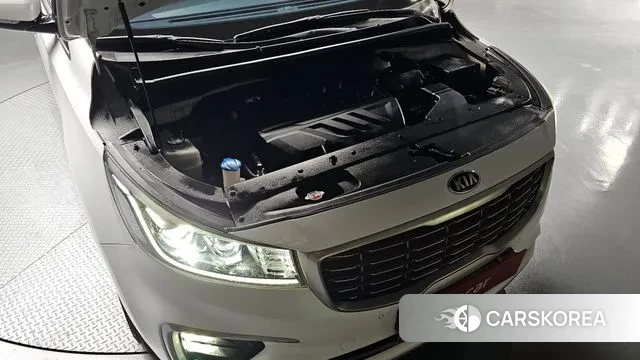 Kia The New Carnival id 3578769 из Кореи 16