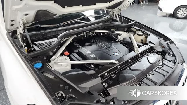 BMW X5 (G05) id 3428235 из Кореи 16