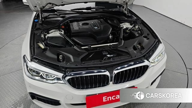 BMW 5 Series (G30) id 4620701 из Кореи 29