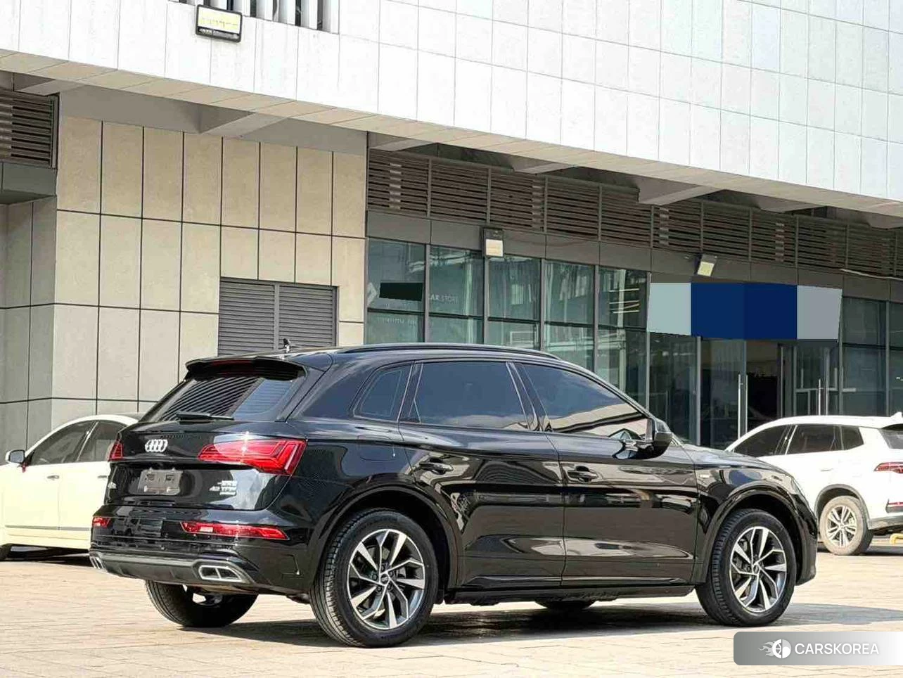 Audi Q5L 2023 Черный из Китая, фото 6