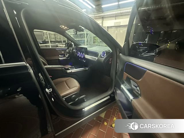 Mercedes-Benz GLB 2023 Черный из Китая, фото 6