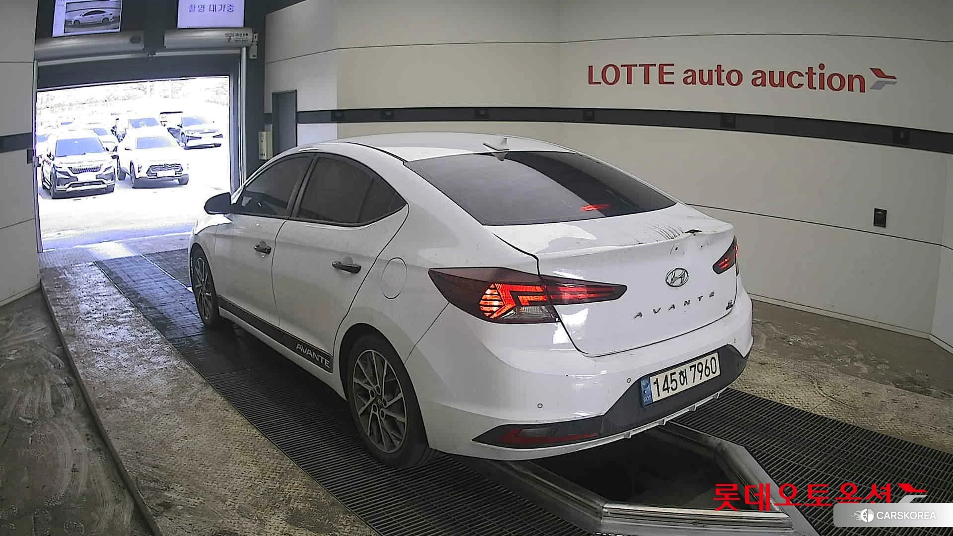 Hyundai Avante id 3869366 из Кореи 33