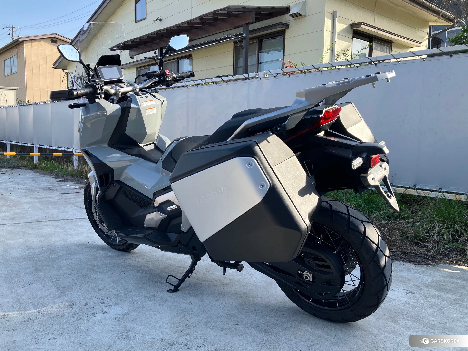 Honda X-ADV 750 id 4184901 из Японии 6