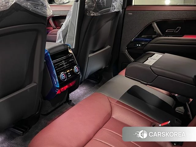 Land Rover Range Rover Sport 3rd Generation 2026 Светло-серебряный цвет из Кореи, фото 6