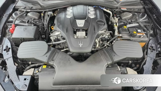 Maserati Ghibli id 4849679 из Кореи 16