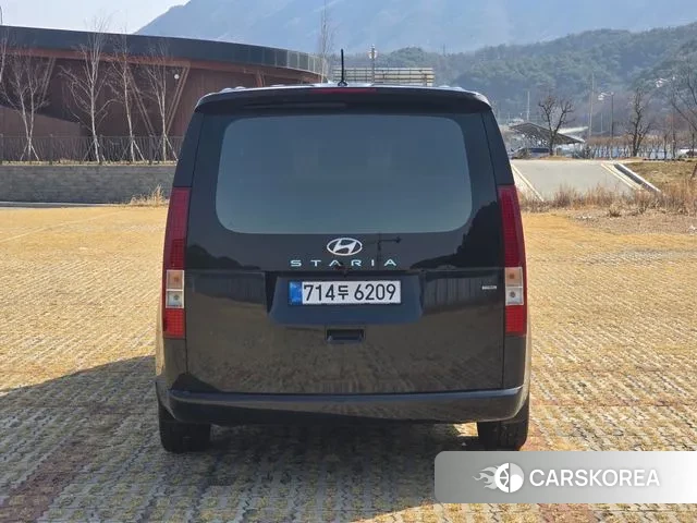 Hyundai Staria id 3740301 из Кореи 14