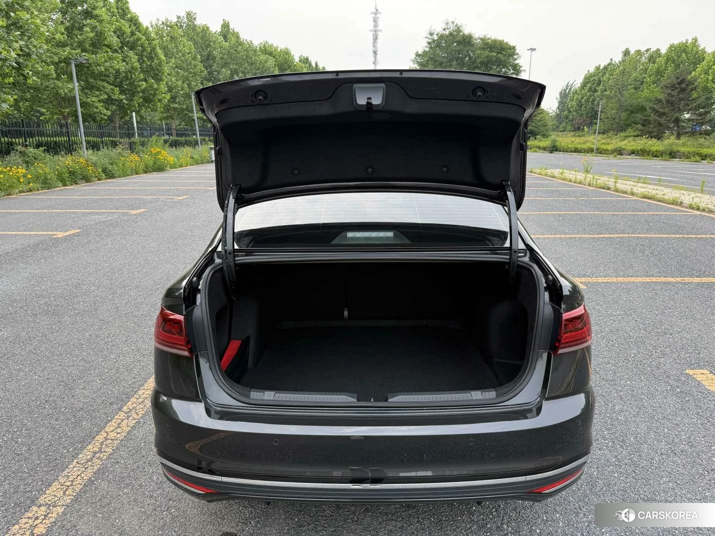 Volkswagen Bora id 4473918 из Китая 16