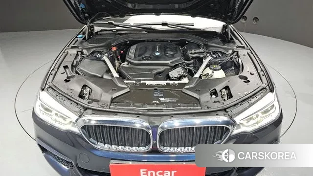 BMW 5 Series (G30) id 3504792 из Кореи 16