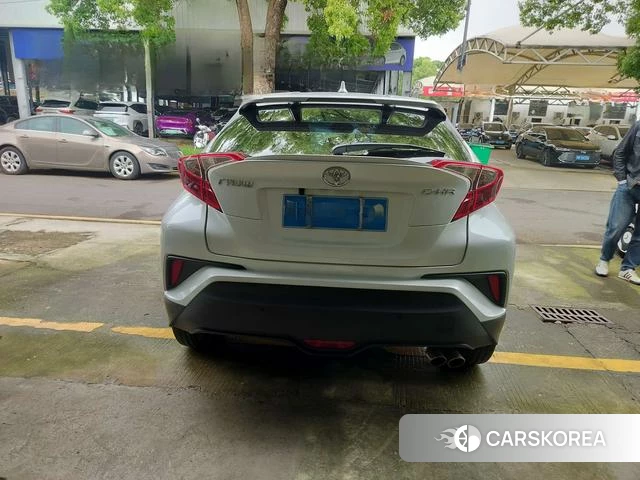 Toyota C-HR id 4257781 из Китая 8