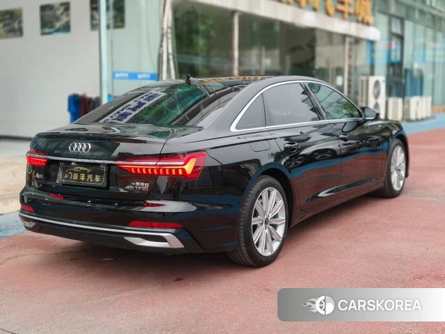 Audi A6L id 4297527 из Китая 15