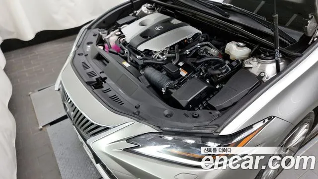 Lexus ES300h 7th generation id 2713595 из Кореи 16