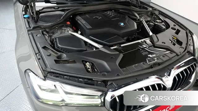 BMW 5 Series (G30) id 3582574 из Кореи 16