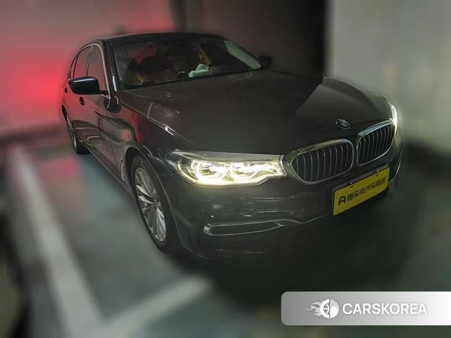 BMW 5 series PHEV 2019 Красный из Китая, фото 6