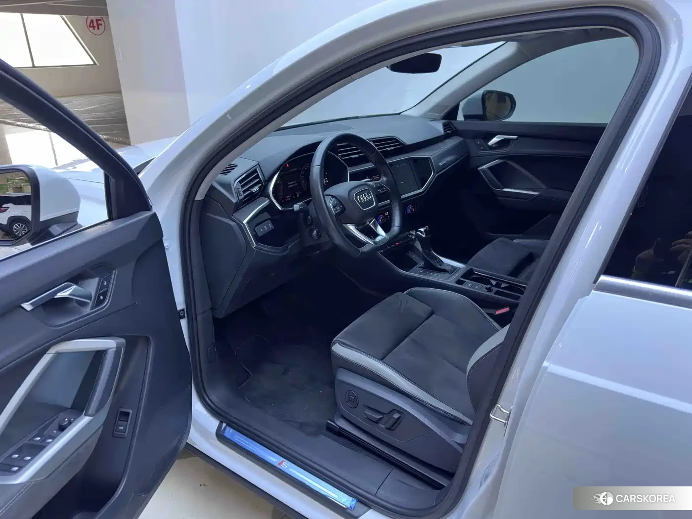Audi Q3 id 4681106 из Китая 19