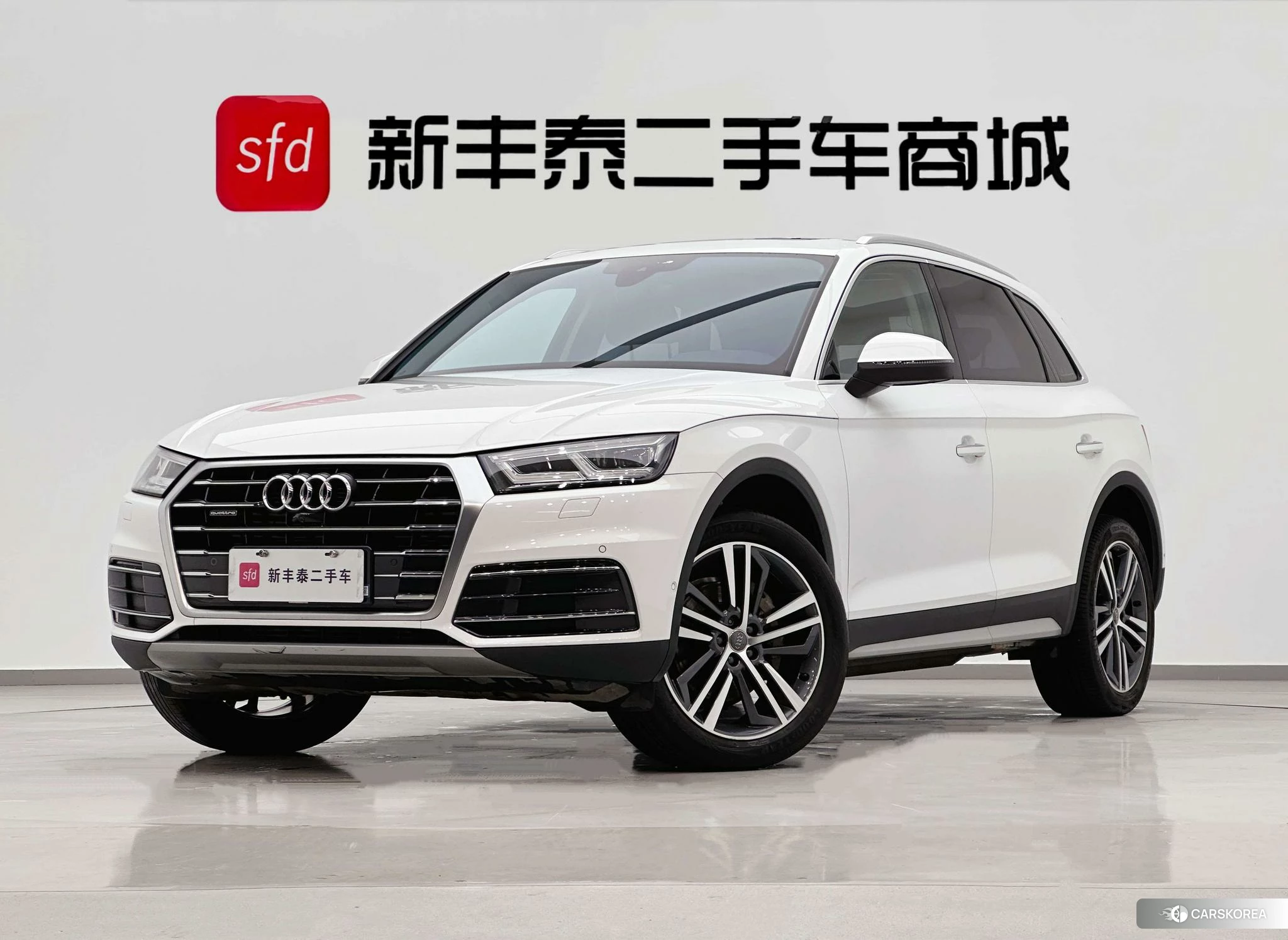 Audi Q5L id 4420032 из Китая 27