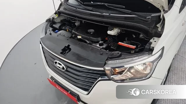 Hyundai The New Grand Starex id 2886154 из Кореи 16