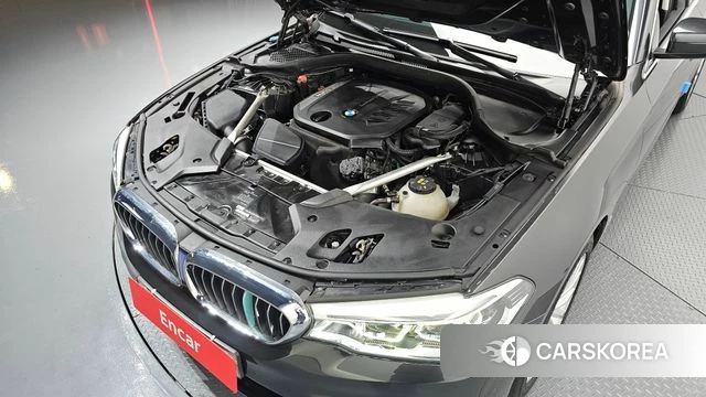 BMW 5 Series (G30) id 4672182 из Кореи 32