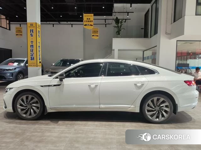 Volkswagen CC 2023 Белый из Китая, фото 6