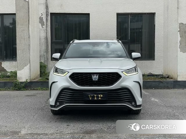 Toyota Crown Lufang id 4366077 из Китая 11