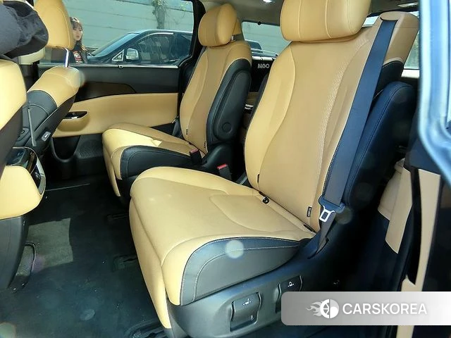 Kia Carnival 4th generation id 4309183 из Кореи 16