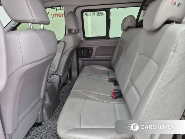 Hyundai The New Grand Starex id 3489067 из Кореи 16