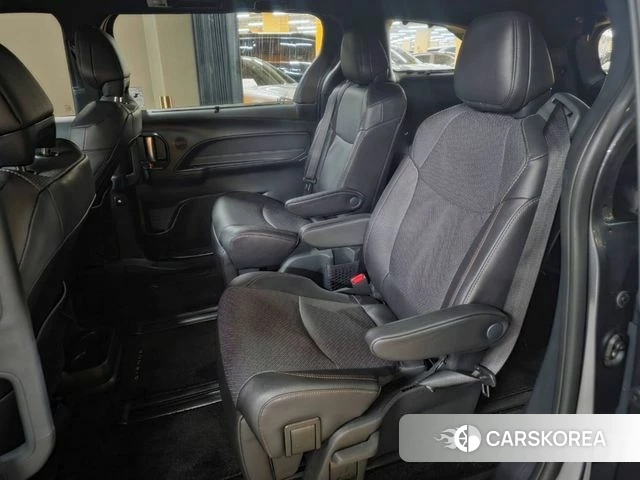 Toyota Sienna 4th Generation id 4407977 из Кореи 14