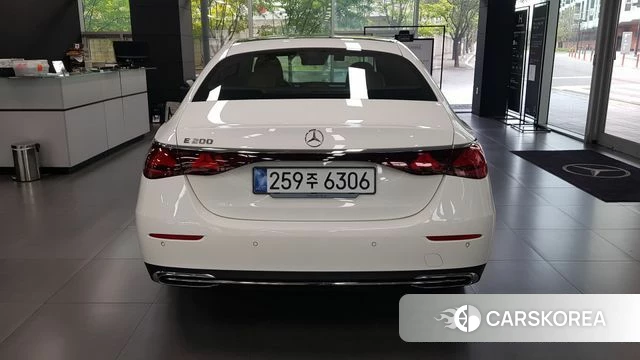 Mercedes-Benz E-Class W214 id 4739172 из Кореи 16