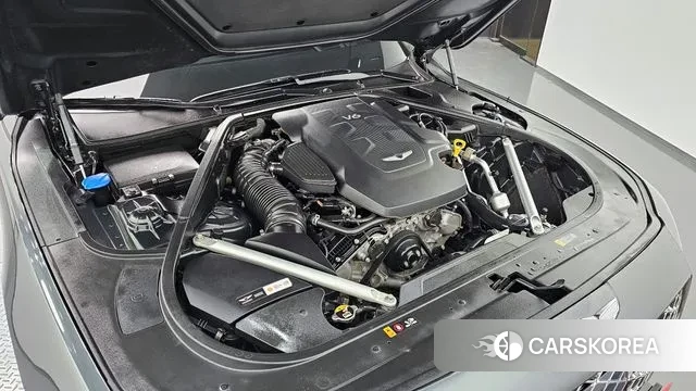 Genesis G90 id 3396732 из Кореи 16