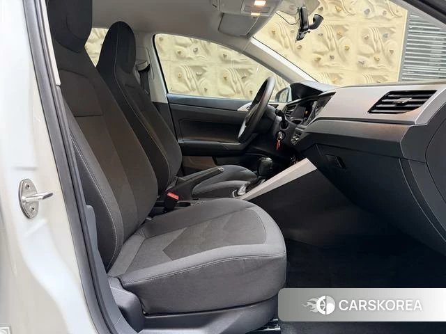 Volkswagen Polo id 4307072 из Китая 11
