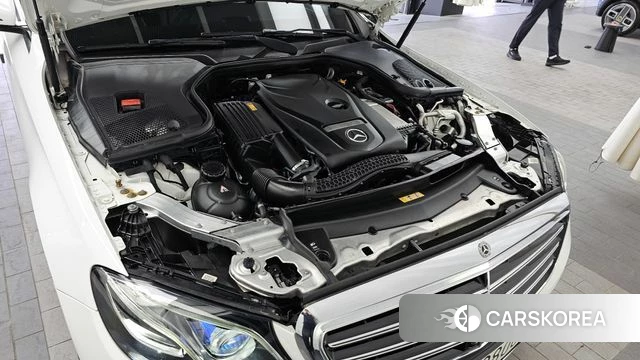 Mercedes-Benz E-Class W213 id 4304628 из Кореи 32