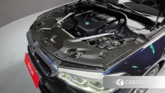 BMW 5 Series (G30) id 3562541 из Кореи 16