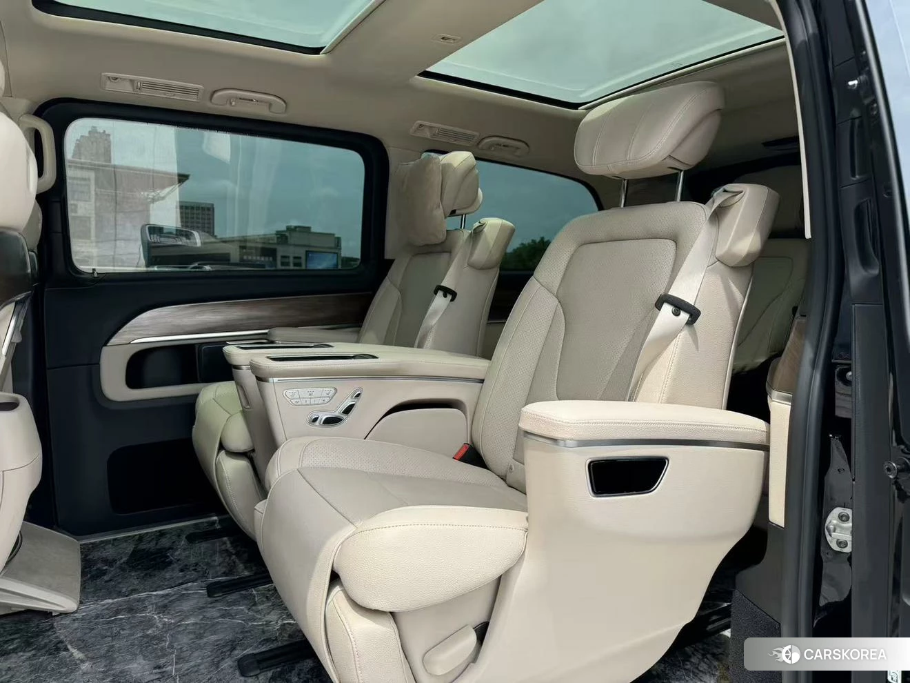 Mercedes-Benz V-class id 4452719 из Китая 9