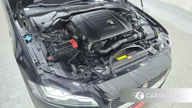 Jaguar XF (X260) id 3698762 из Кореи 16