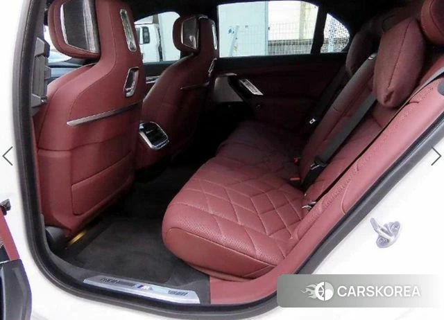 BMW 7 Series (G70) id 3897099 из Кореи 16