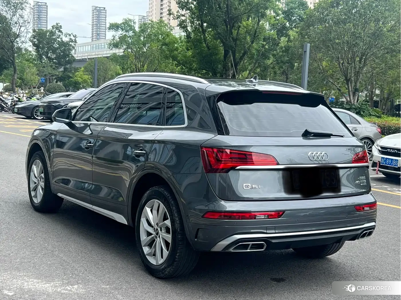 Audi Q5L id 4539164 из Китая 7