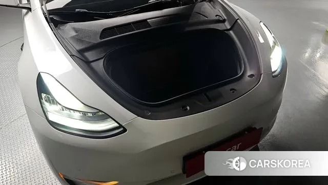 Tesla Model Y id 3273987 из Кореи 16