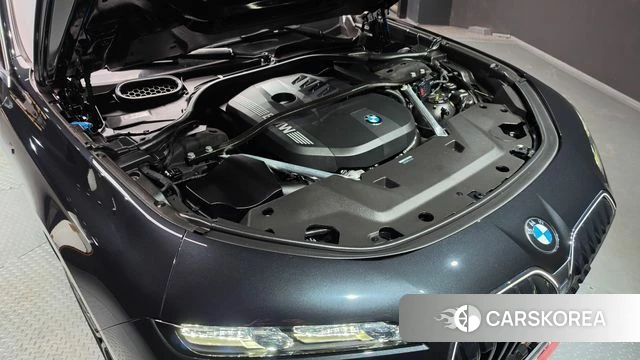 BMW 7 Series (G70) id 4691886 из Кореи 16
